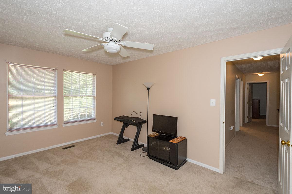 HICKORY RIDGE - Residential