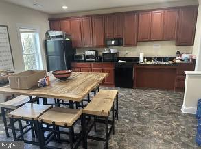 WINCHESTER - Commercial Sale