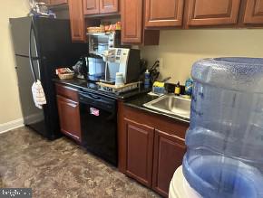 WINCHESTER - Commercial Sale