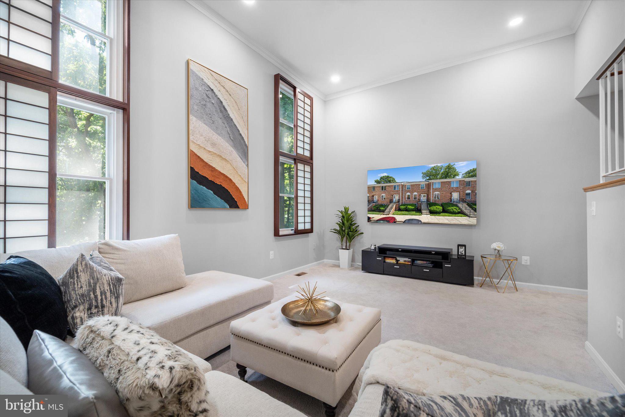 CHARING CROSS - Residential Lease