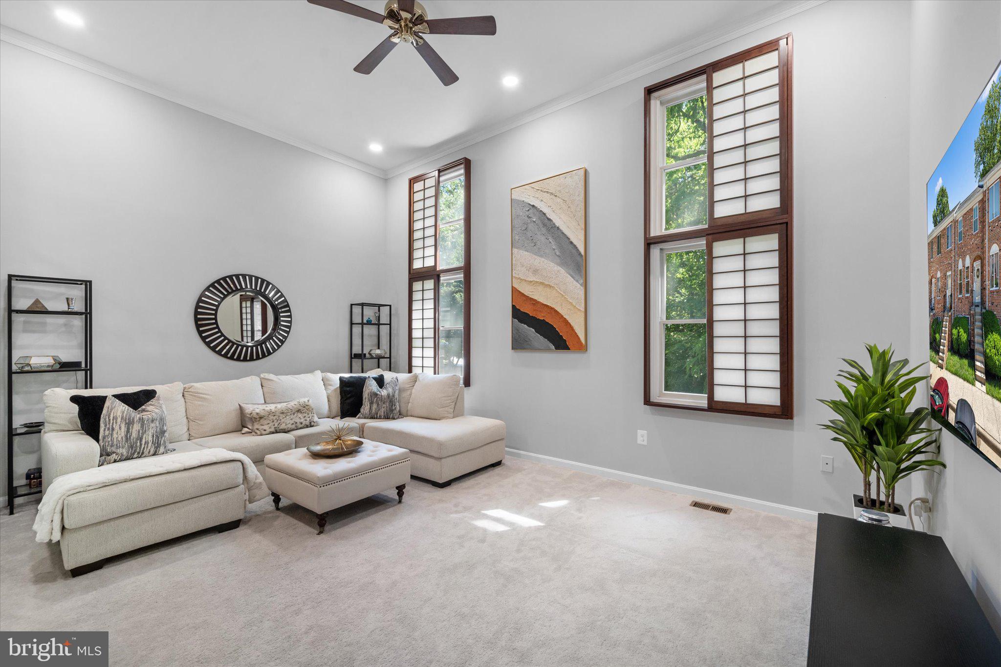 CHARING CROSS - Residential Lease