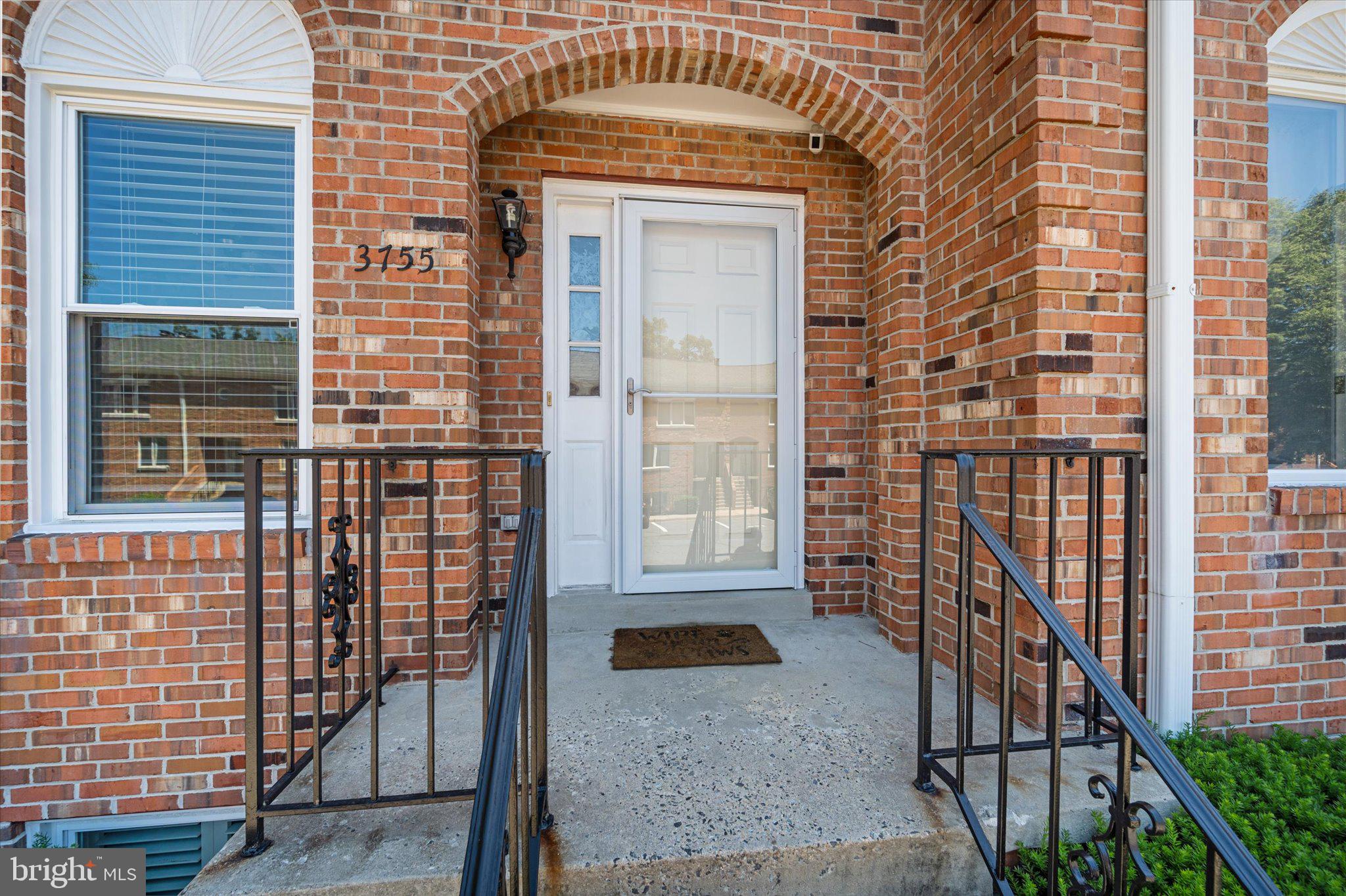 CHARING CROSS - Residential Lease