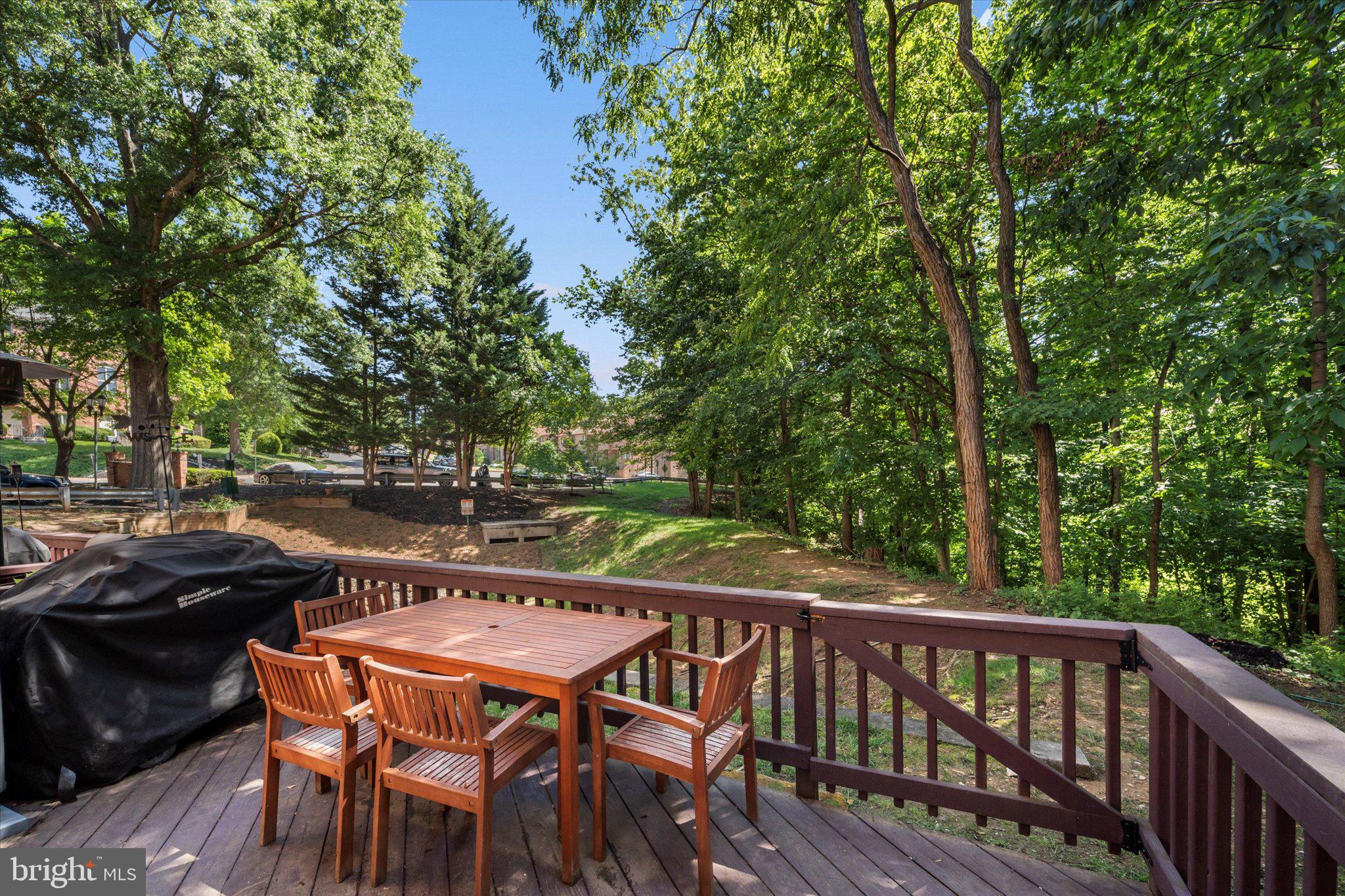 CHARING CROSS - Residential Lease