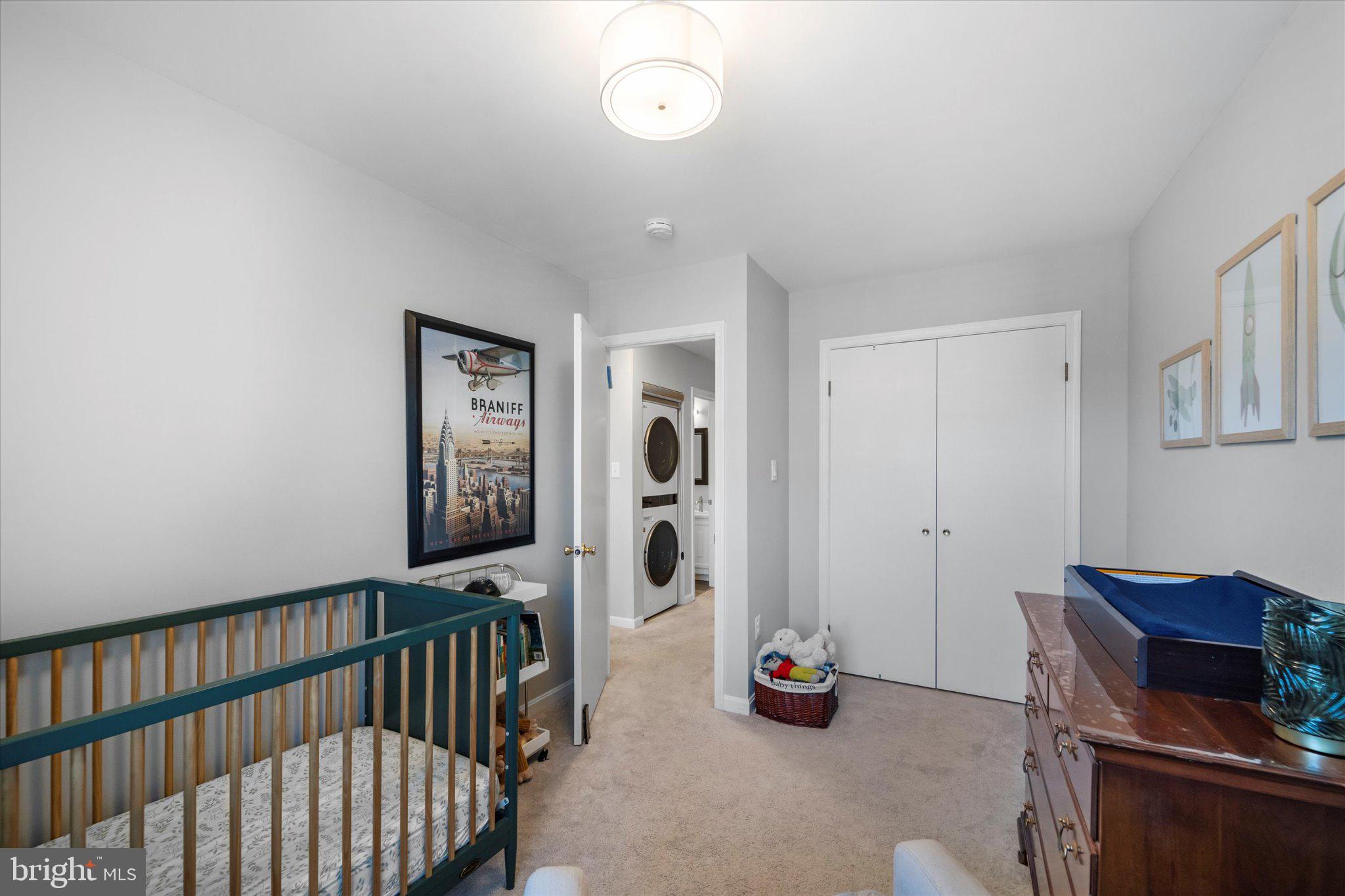 CHARING CROSS - Residential Lease