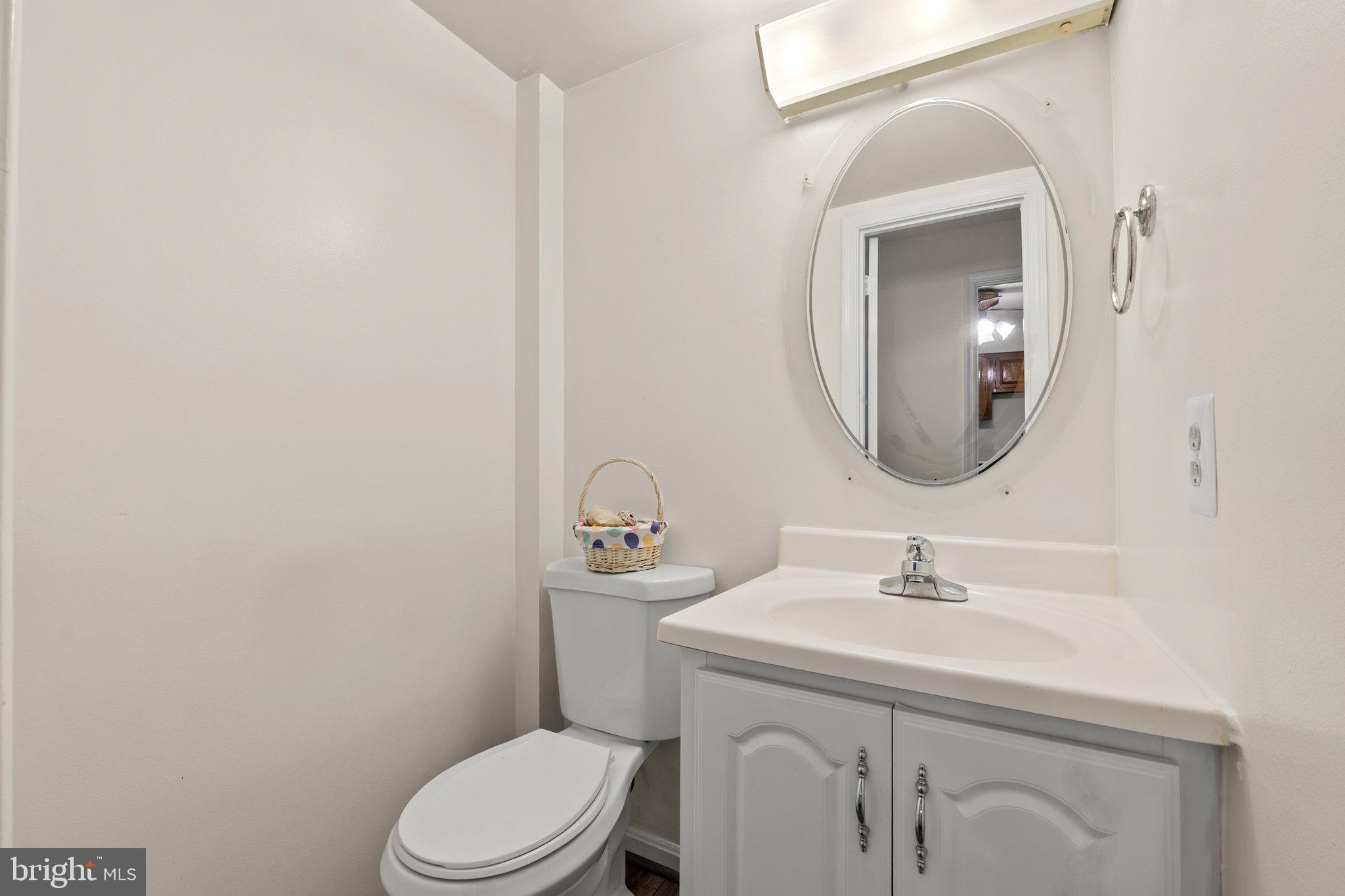 LEEWOOD - Residential Lease