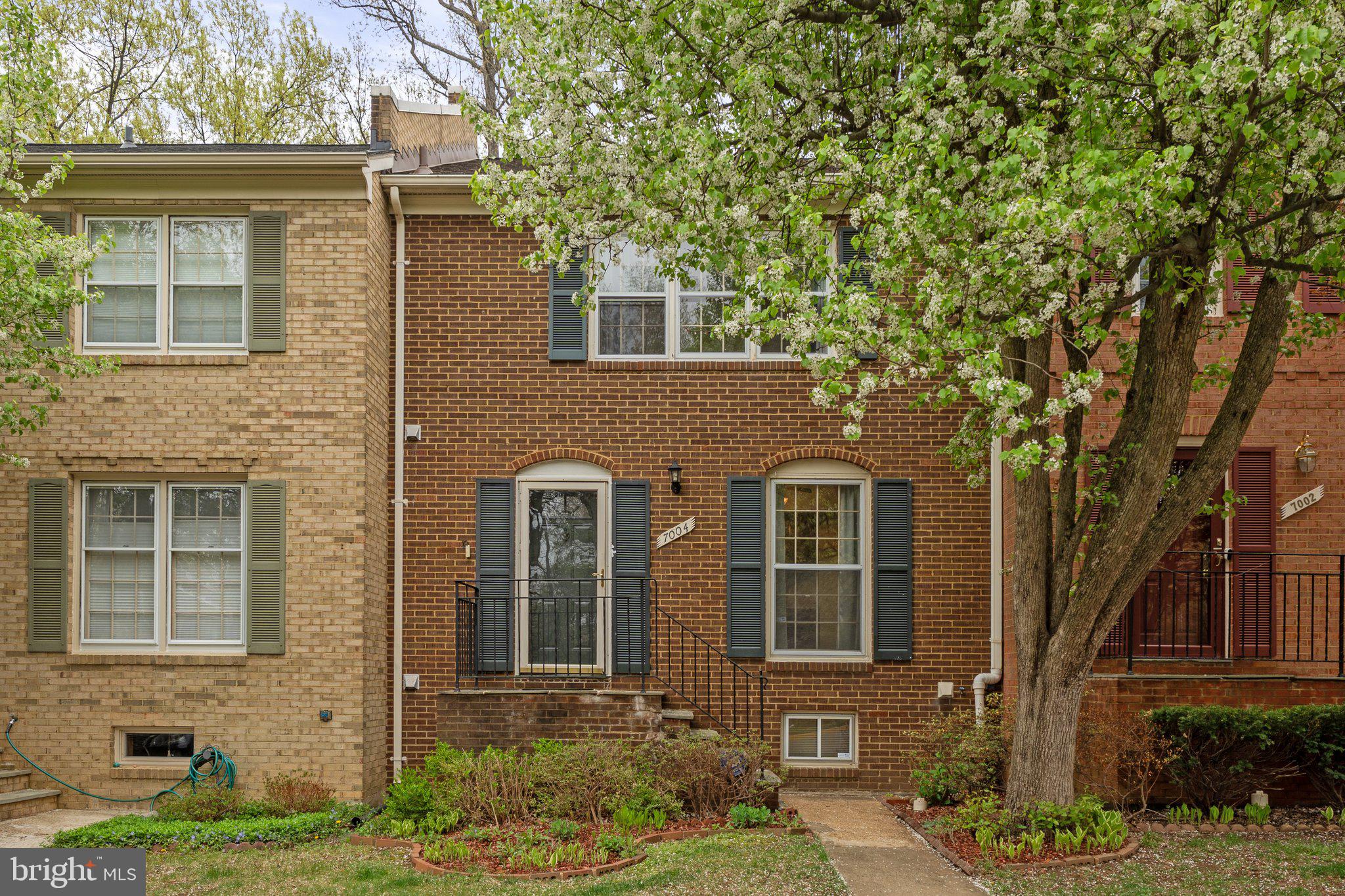 LEEWOOD - Residential Lease