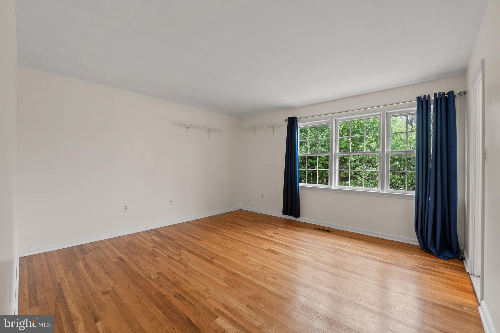 LEEWOOD - Residential Lease