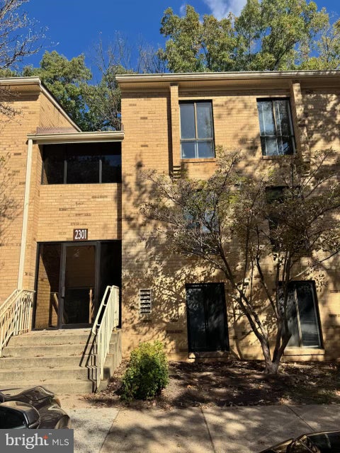 Photo of 2301 Freetown Court #12C, RESTON, VA 20191 (MLS # VAFX2347668)