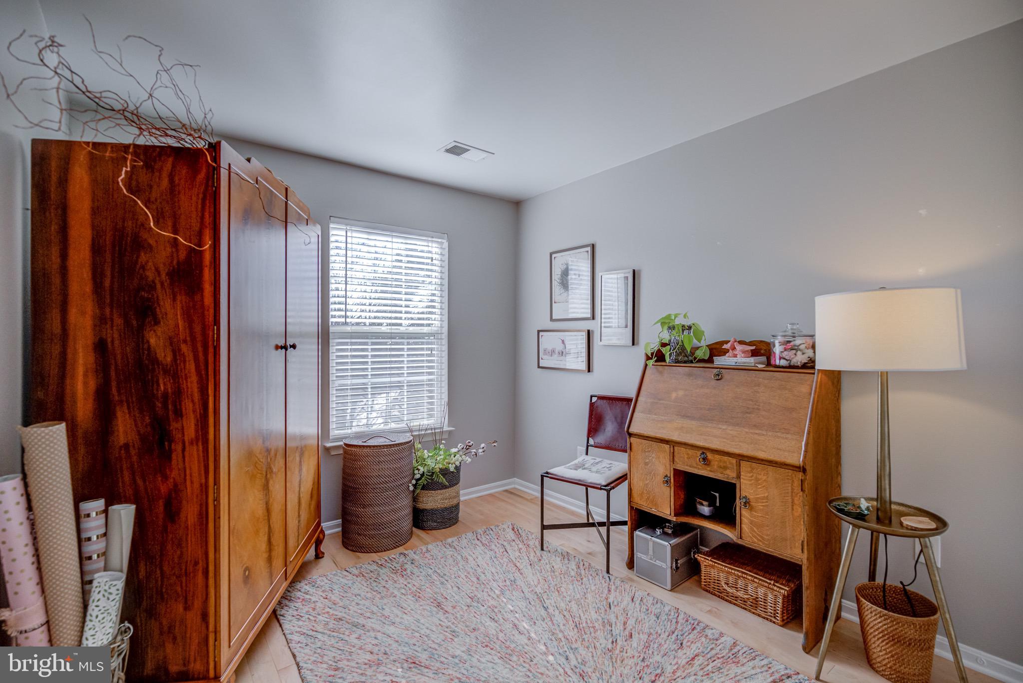 KINGSTOWNE - Residential