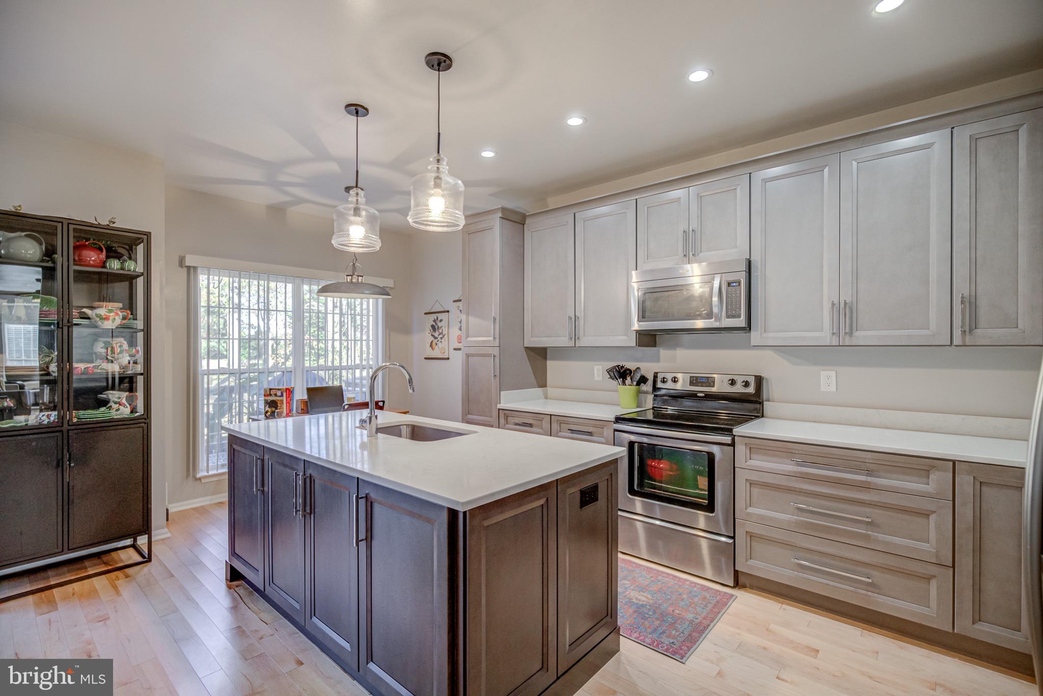 KINGSTOWNE - Residential