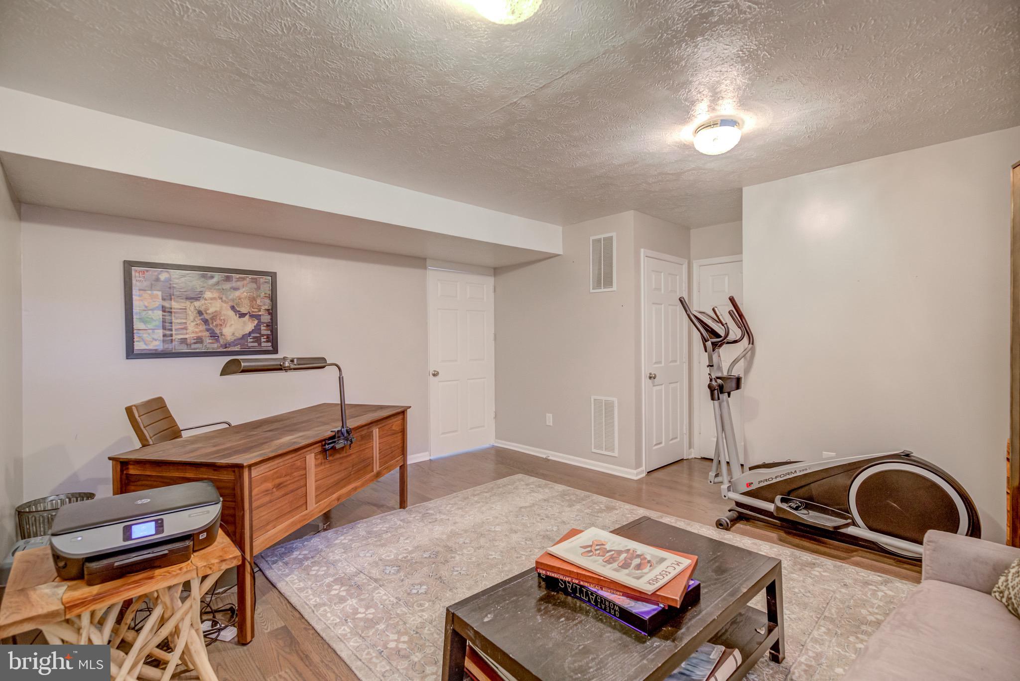 KINGSTOWNE - Residential