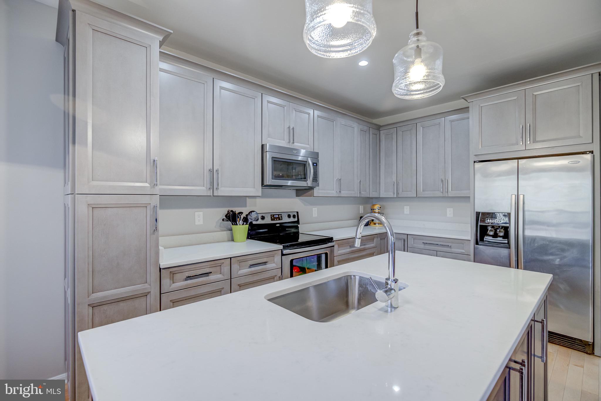 KINGSTOWNE - Residential