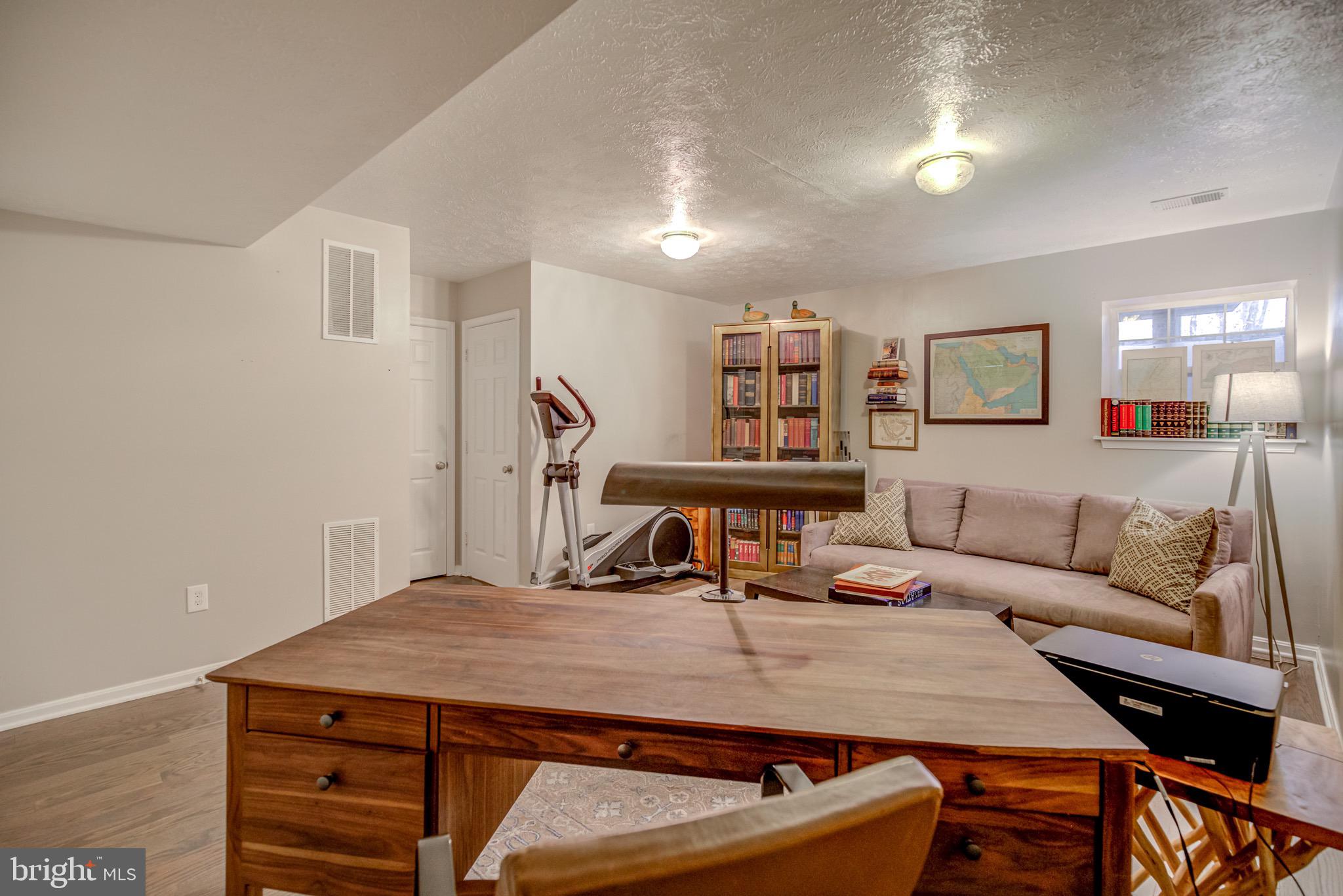 KINGSTOWNE - Residential