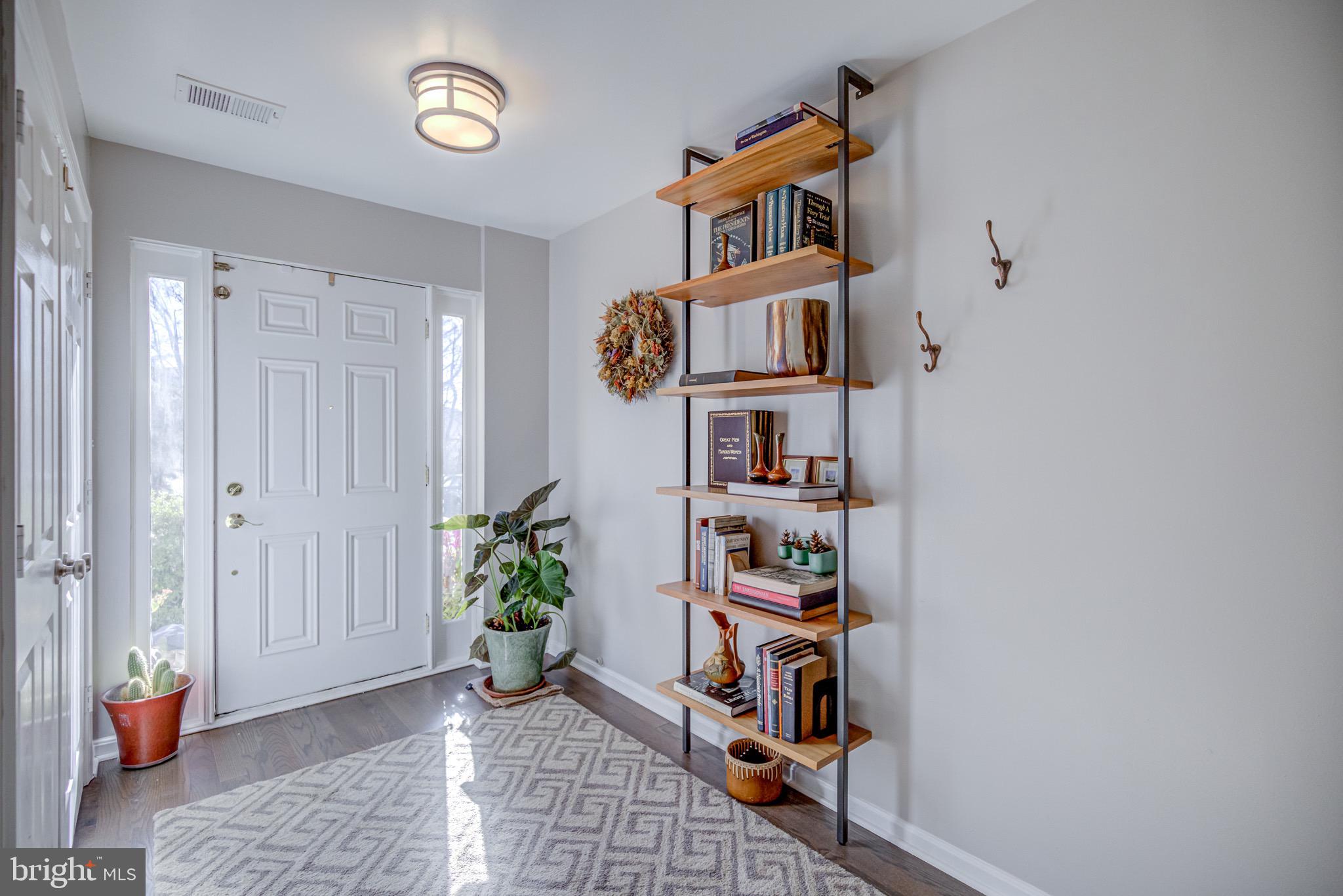 KINGSTOWNE - Residential