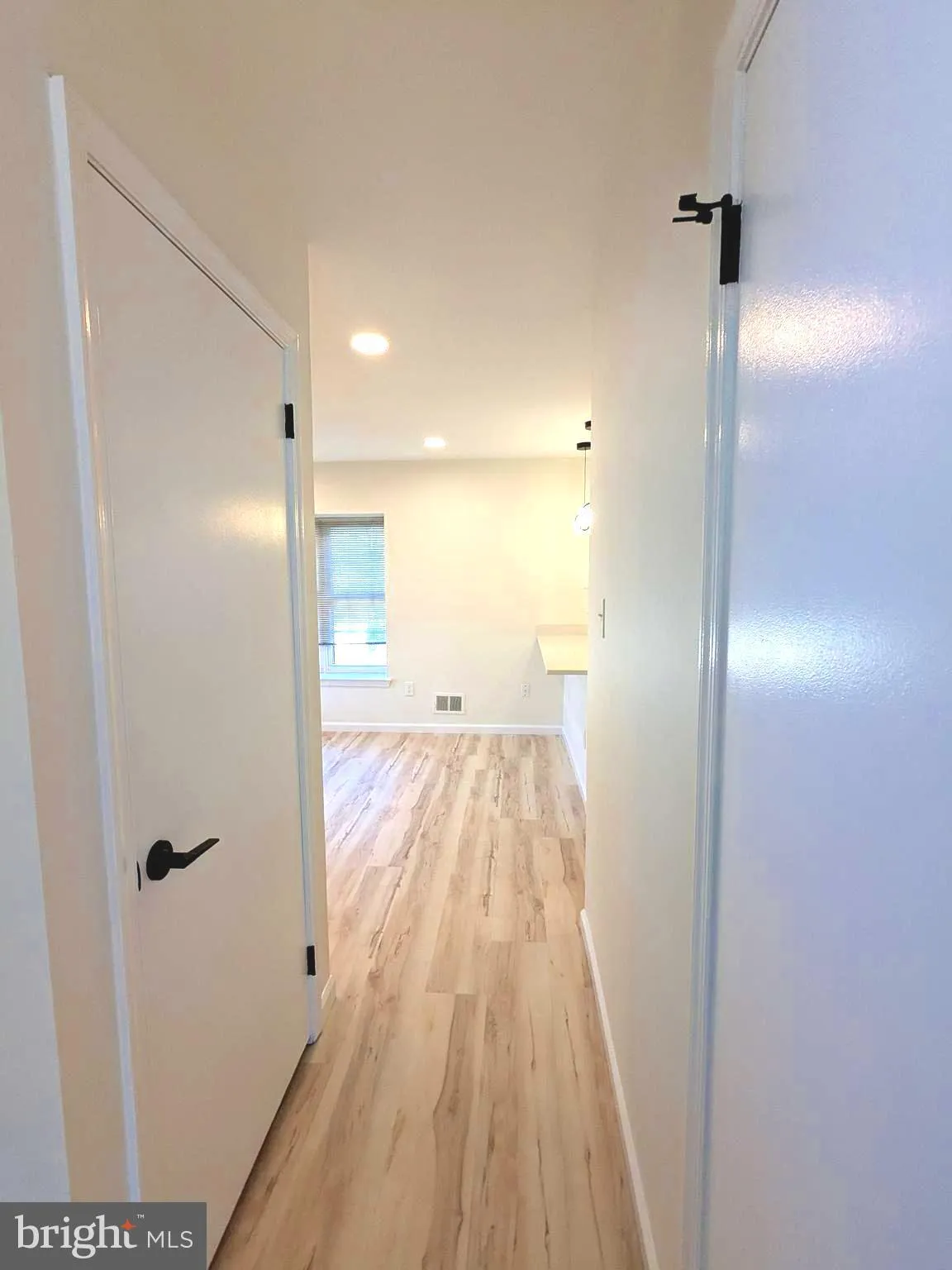 Robbinsville, New Jersey 08691, United States, 3 Bedrooms Bedrooms, ,3 BathroomsBathrooms,Residential,Pending,77900