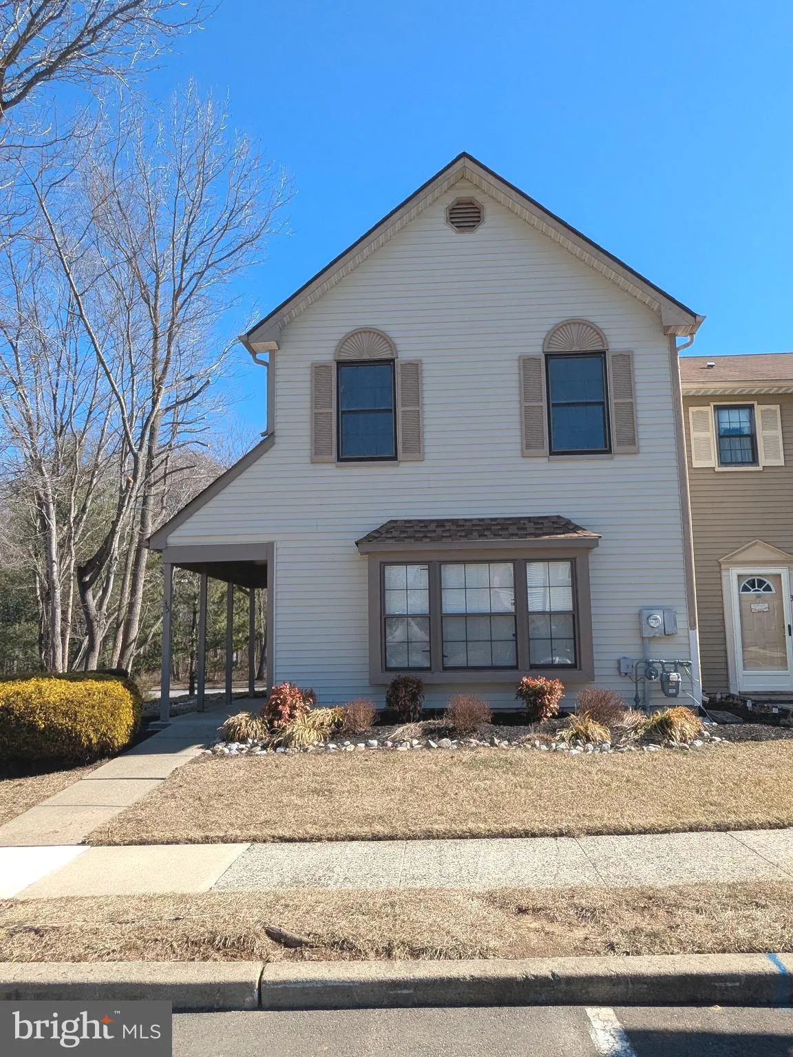 Robbinsville, New Jersey 08691, United States, 3 Bedrooms Bedrooms, ,3 BathroomsBathrooms,Residential,Pending,77900