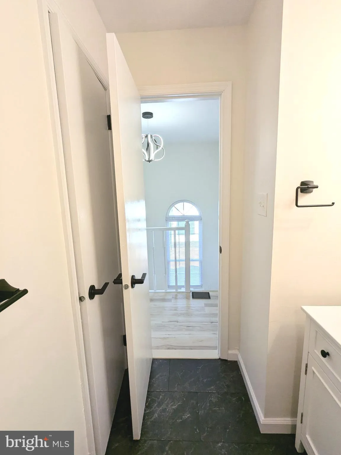 Robbinsville, New Jersey 08691, United States, 3 Bedrooms Bedrooms, ,3 BathroomsBathrooms,Residential,Pending,77900