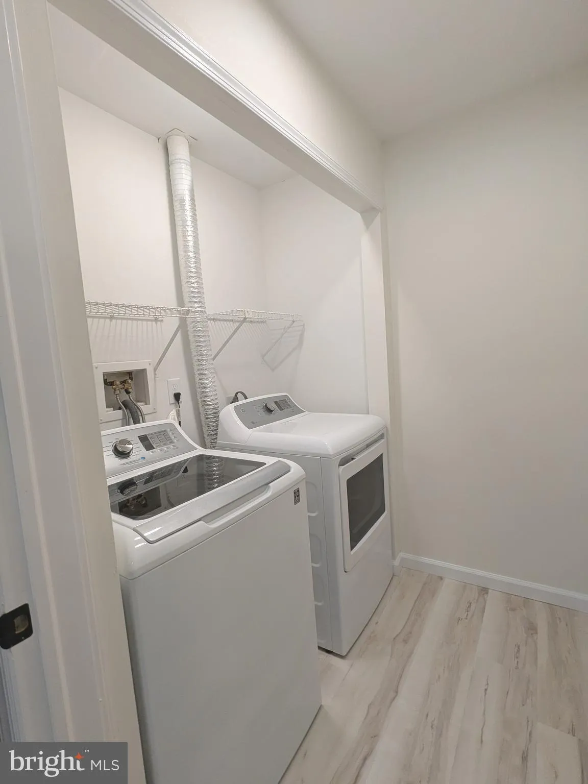 Robbinsville, New Jersey 08691, United States, 3 Bedrooms Bedrooms, ,3 BathroomsBathrooms,Residential,Pending,77900