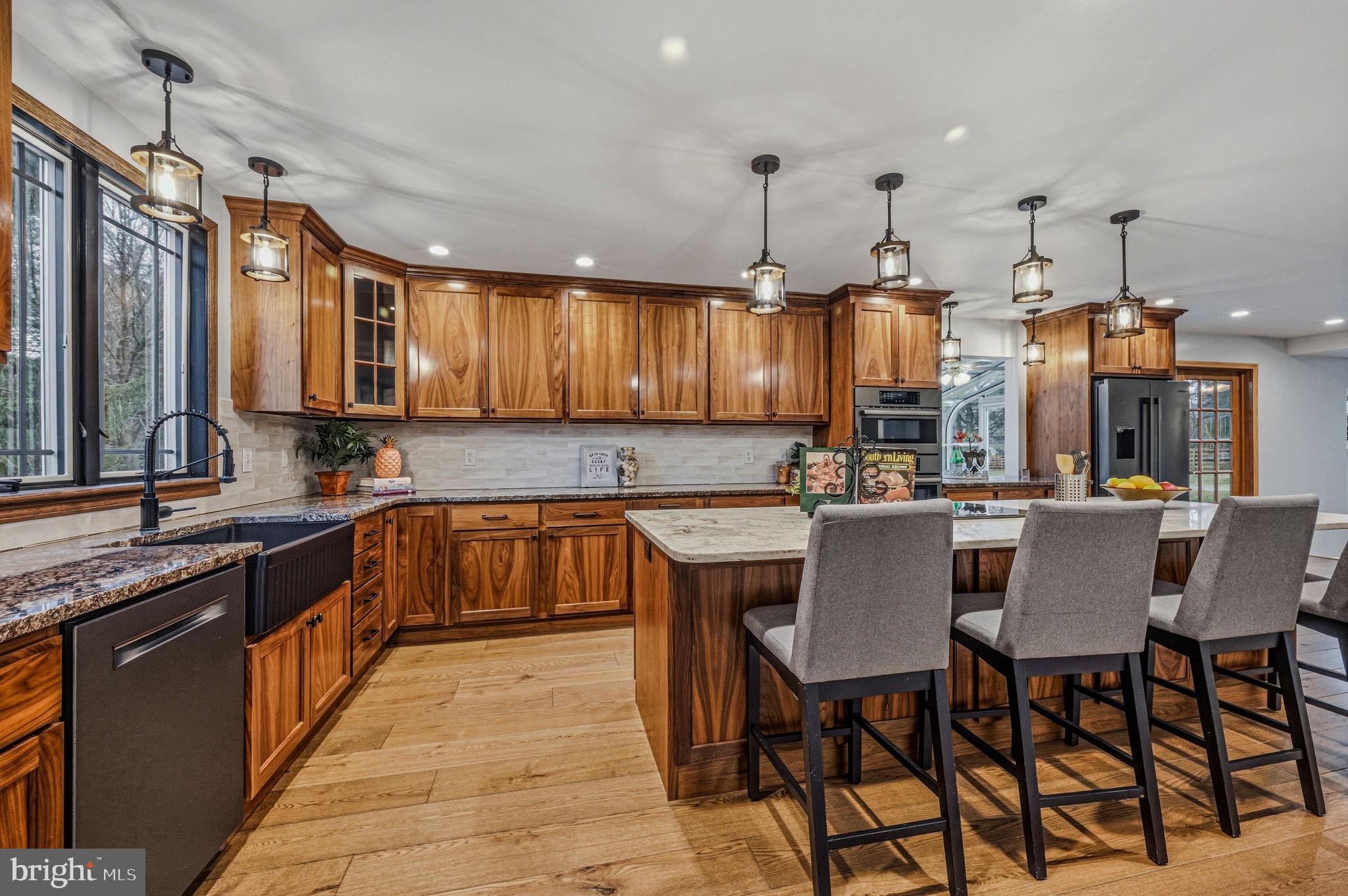 FOX BROOK - Residential