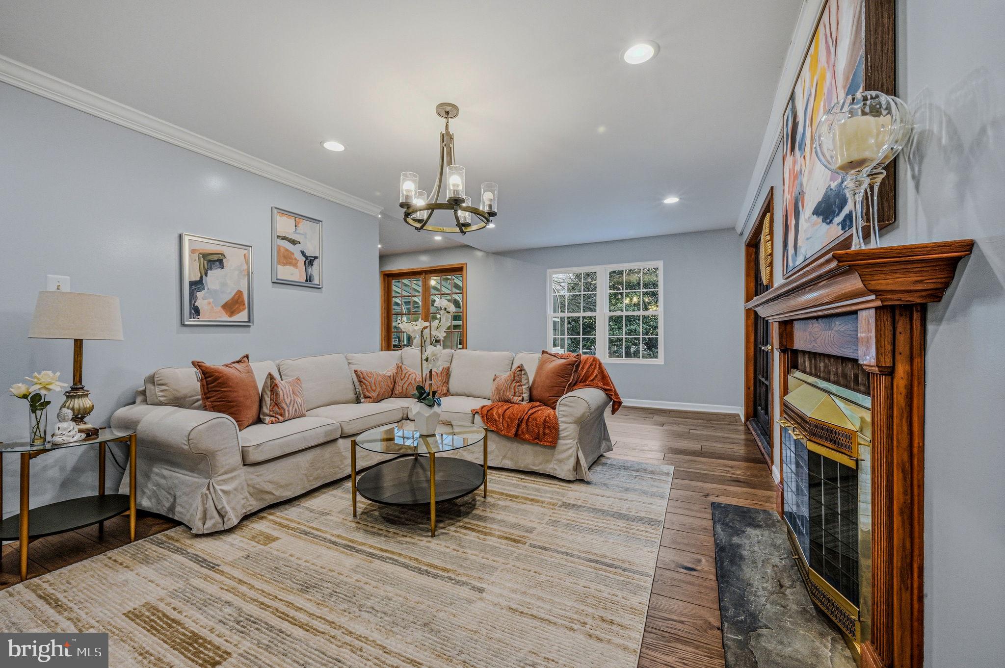 FOX BROOK - Residential