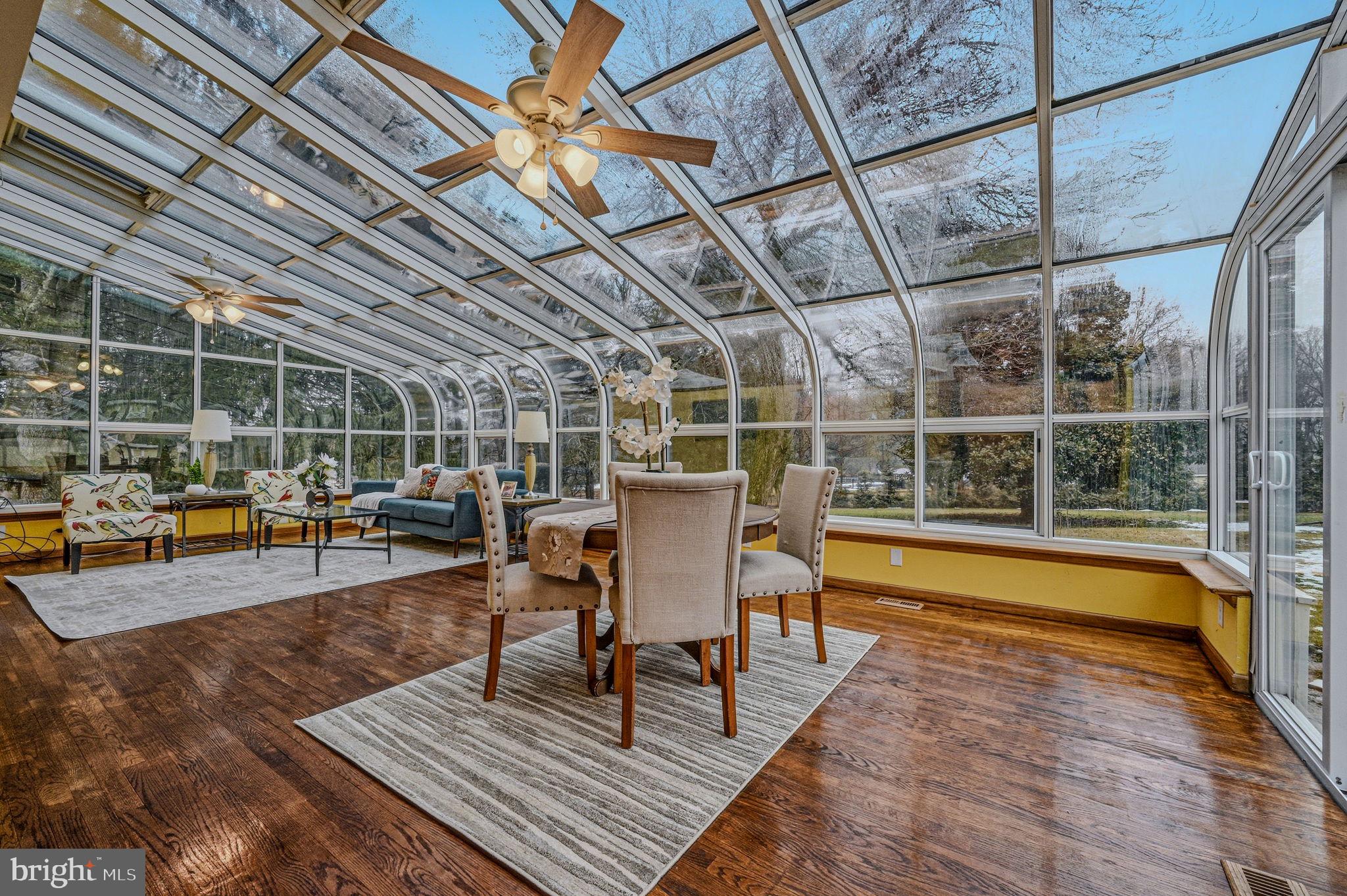 FOX BROOK - Residential