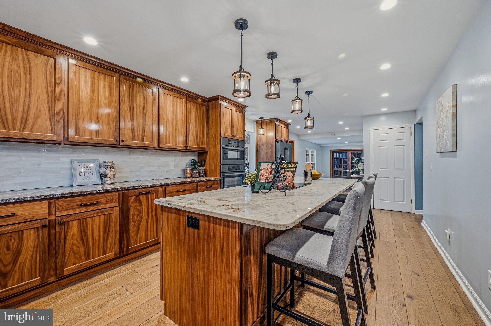 FOX BROOK - Residential