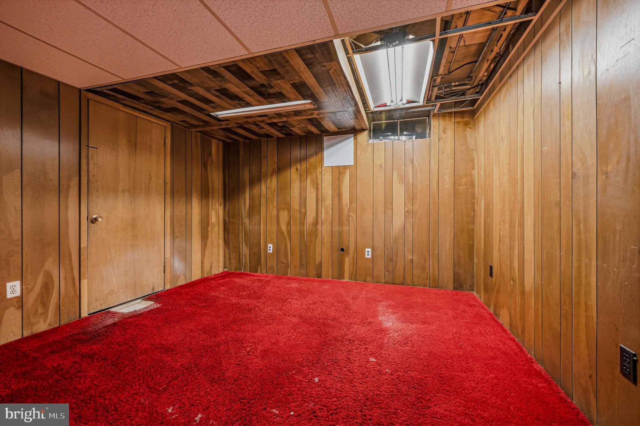 FOX BROOK - Residential