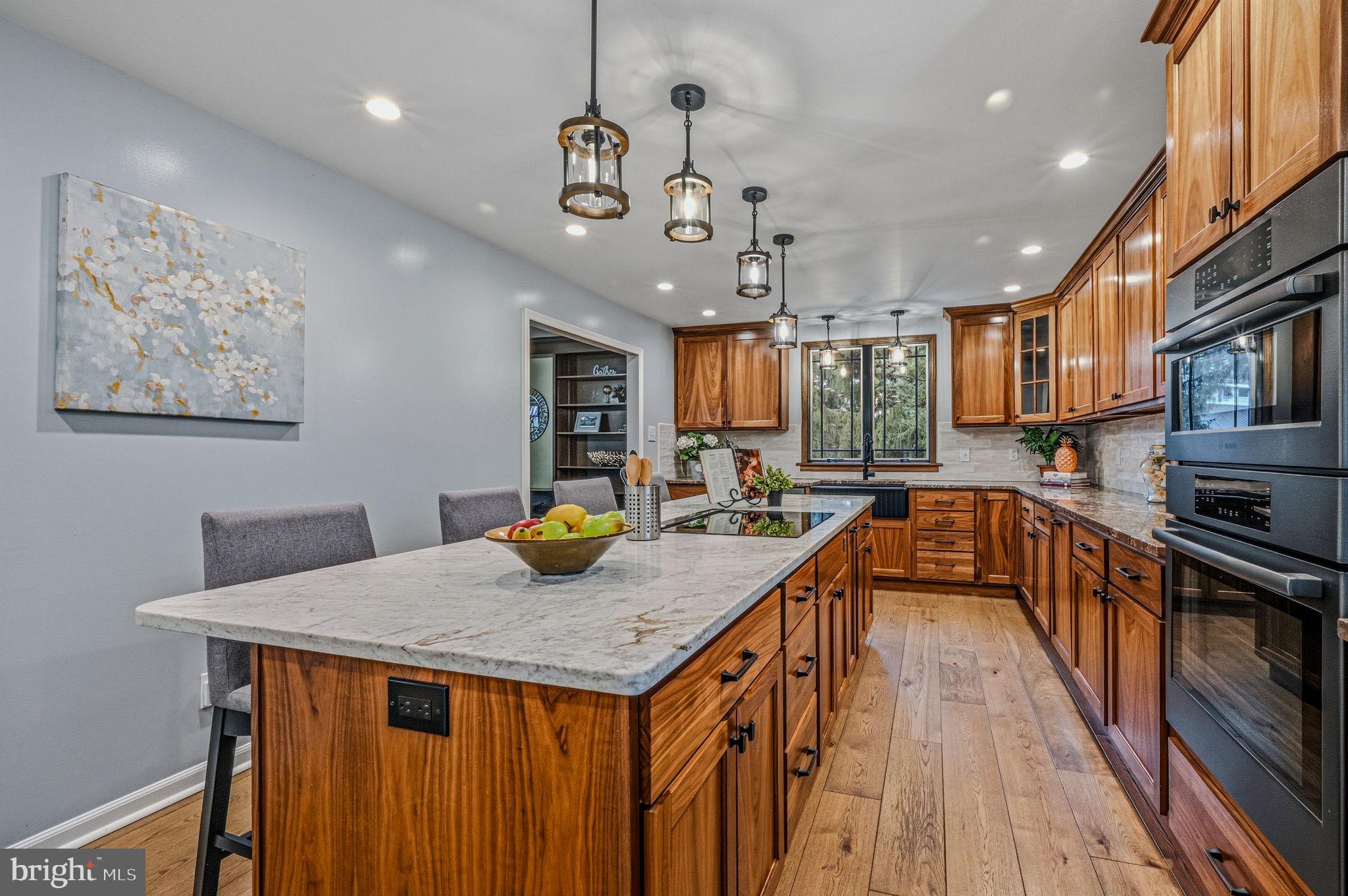 FOX BROOK - Residential