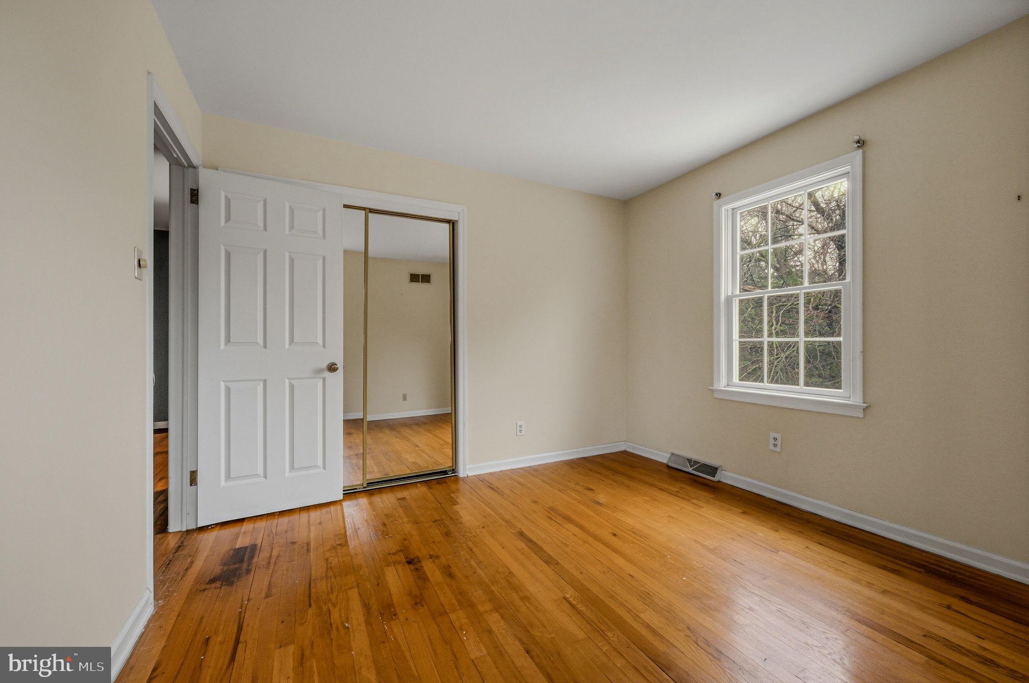 FOX BROOK - Residential