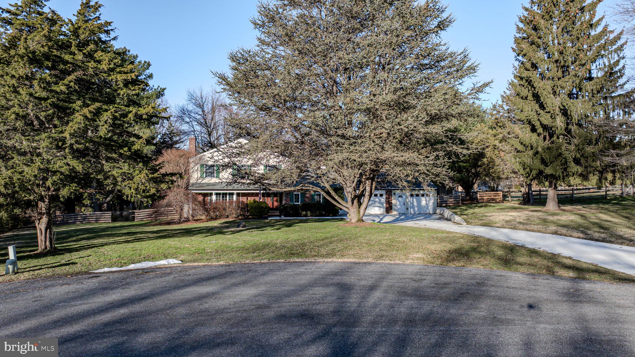 FOX BROOK - Residential