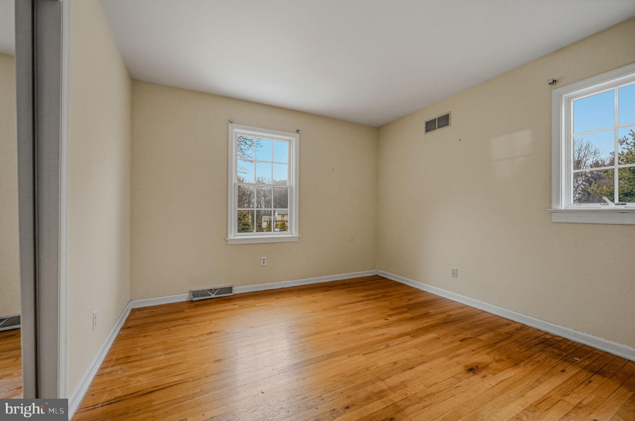 FOX BROOK - Residential