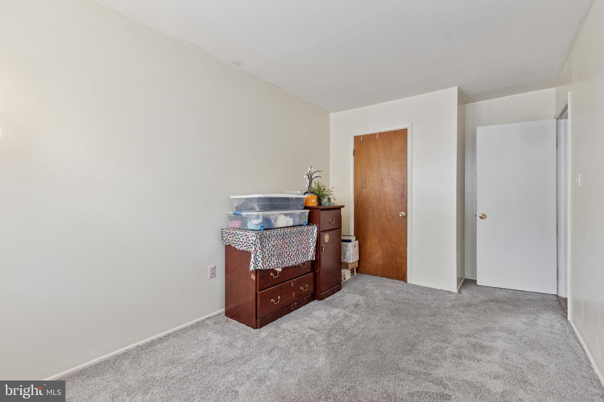 DALE CITY - Residential