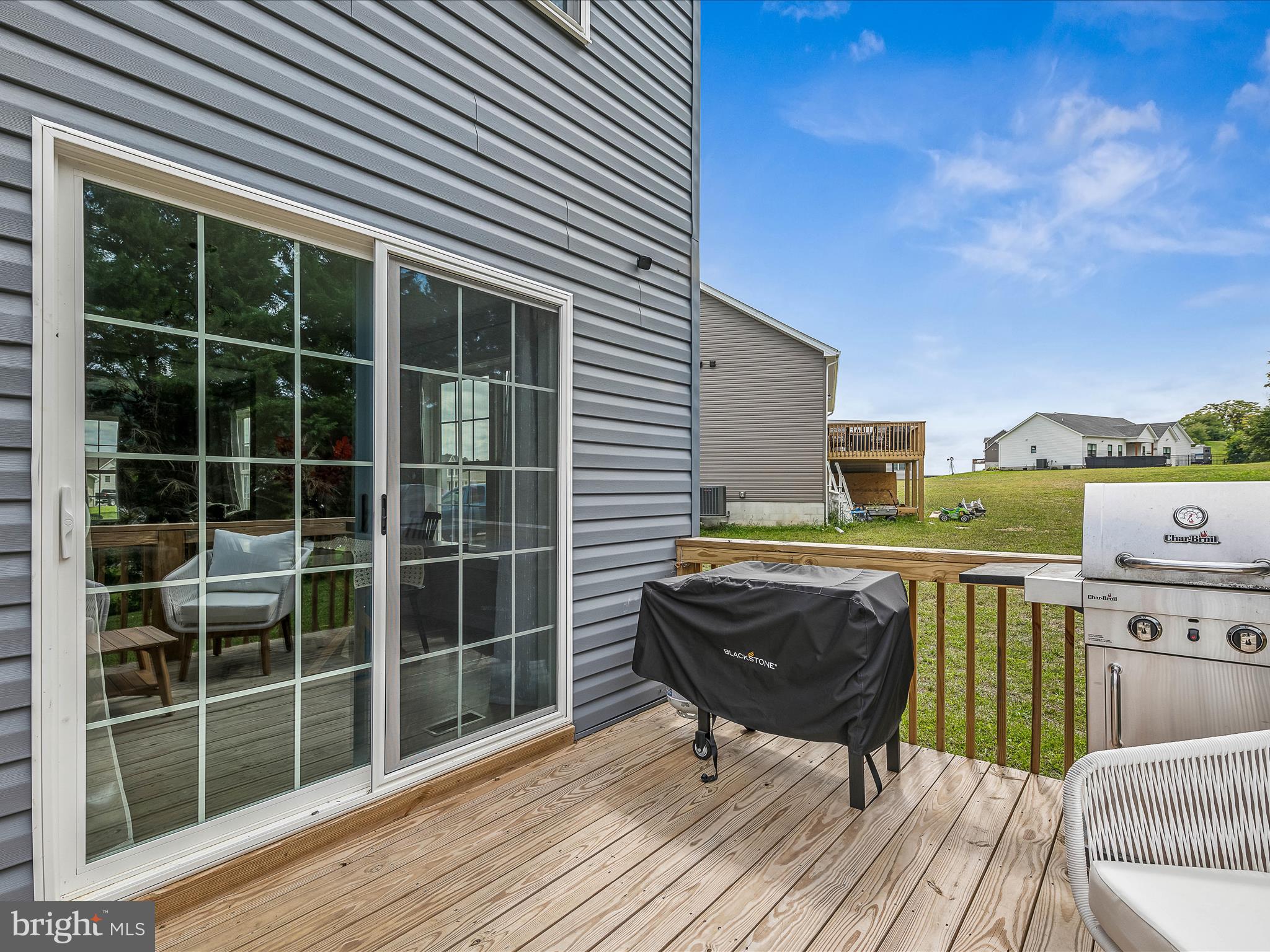 PEBBLE RIDGE - Residential