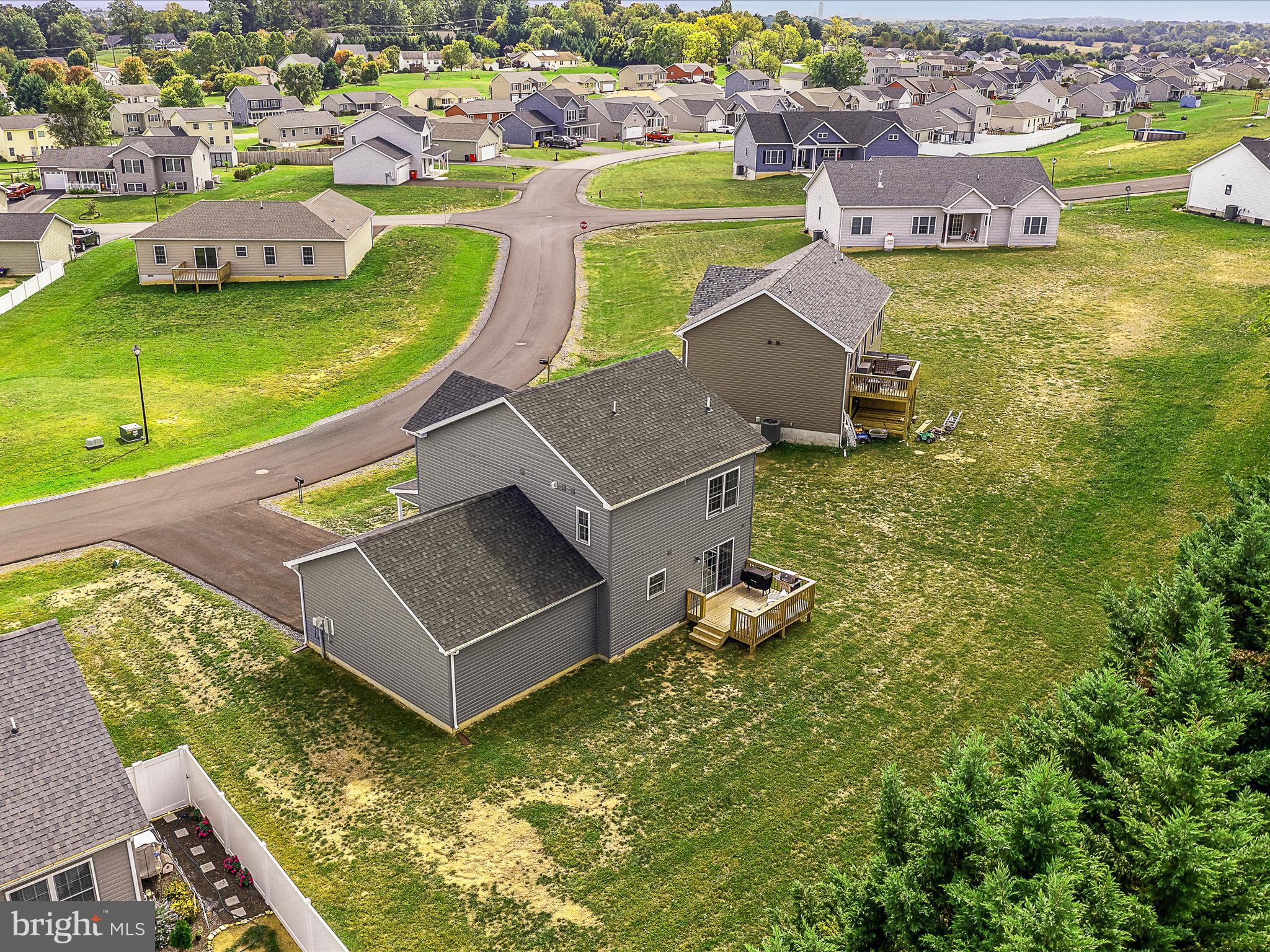 PEBBLE RIDGE - Residential