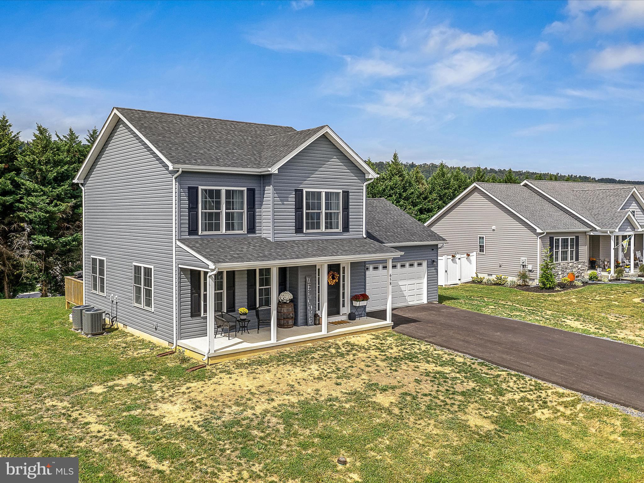 PEBBLE RIDGE - Residential