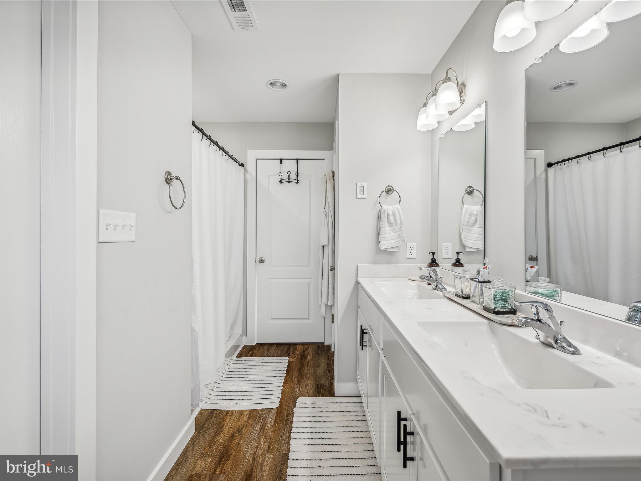 PEBBLE RIDGE - Residential