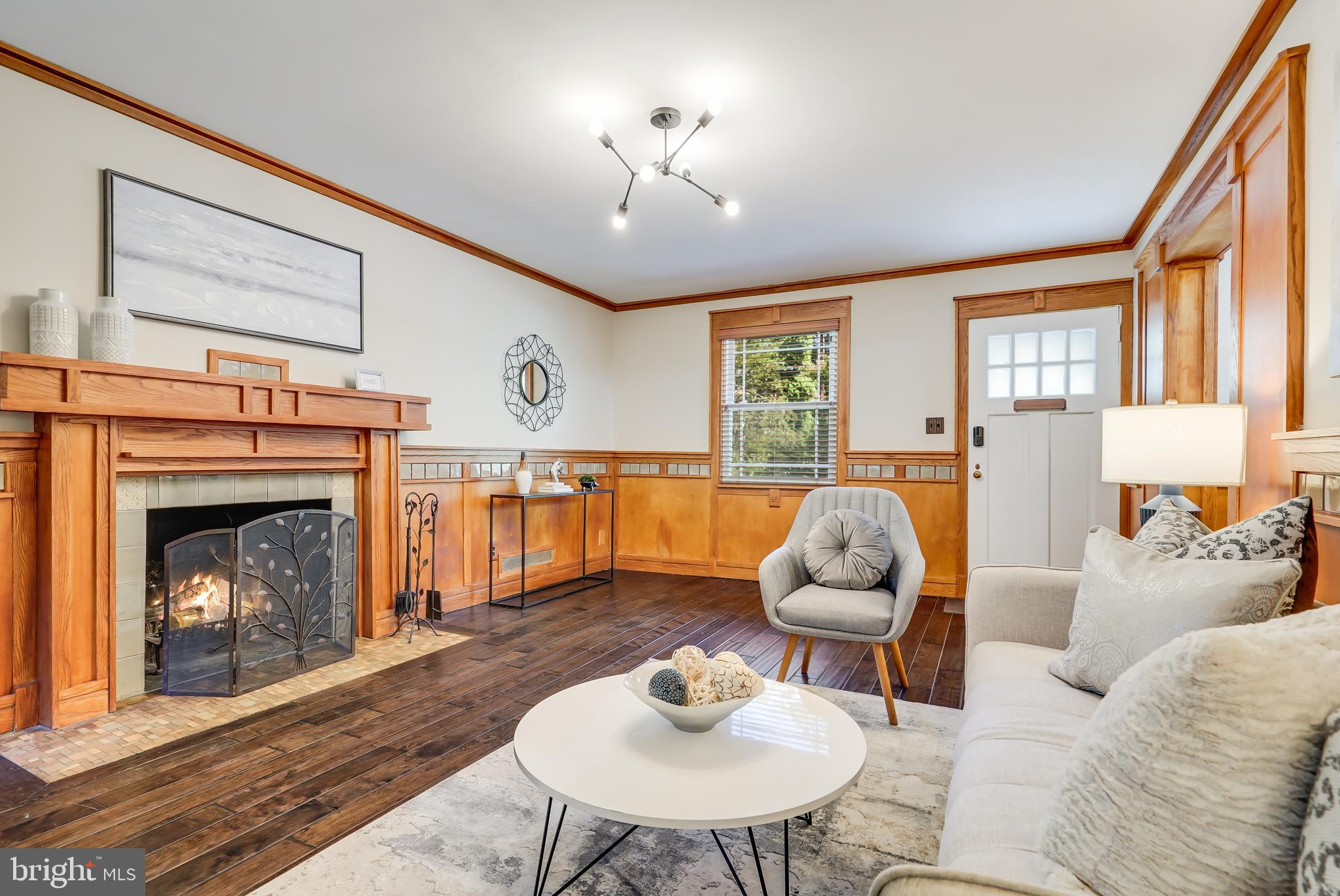 LORCOM GROVE - Residential