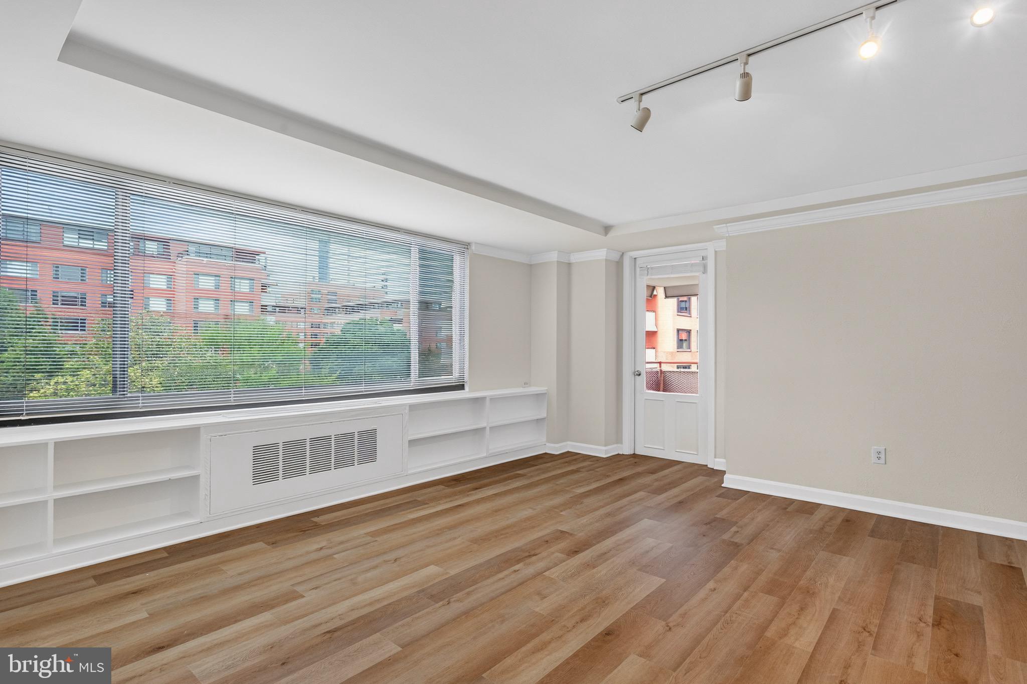 1011 ARLINGTON BOULEVARD 707
