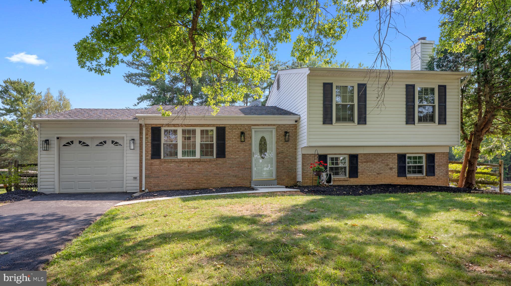 CHURCHILL TOWN SECTOR - Residential