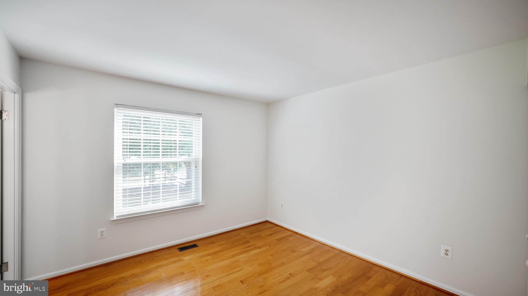 CHURCHILL TOWN SECTOR - Residential