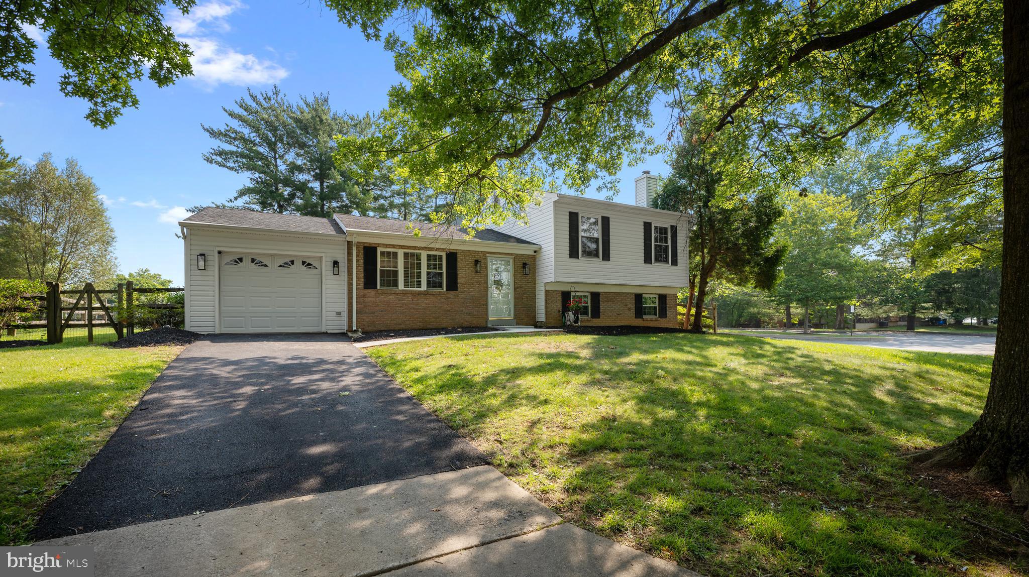 CHURCHILL TOWN SECTOR - Residential