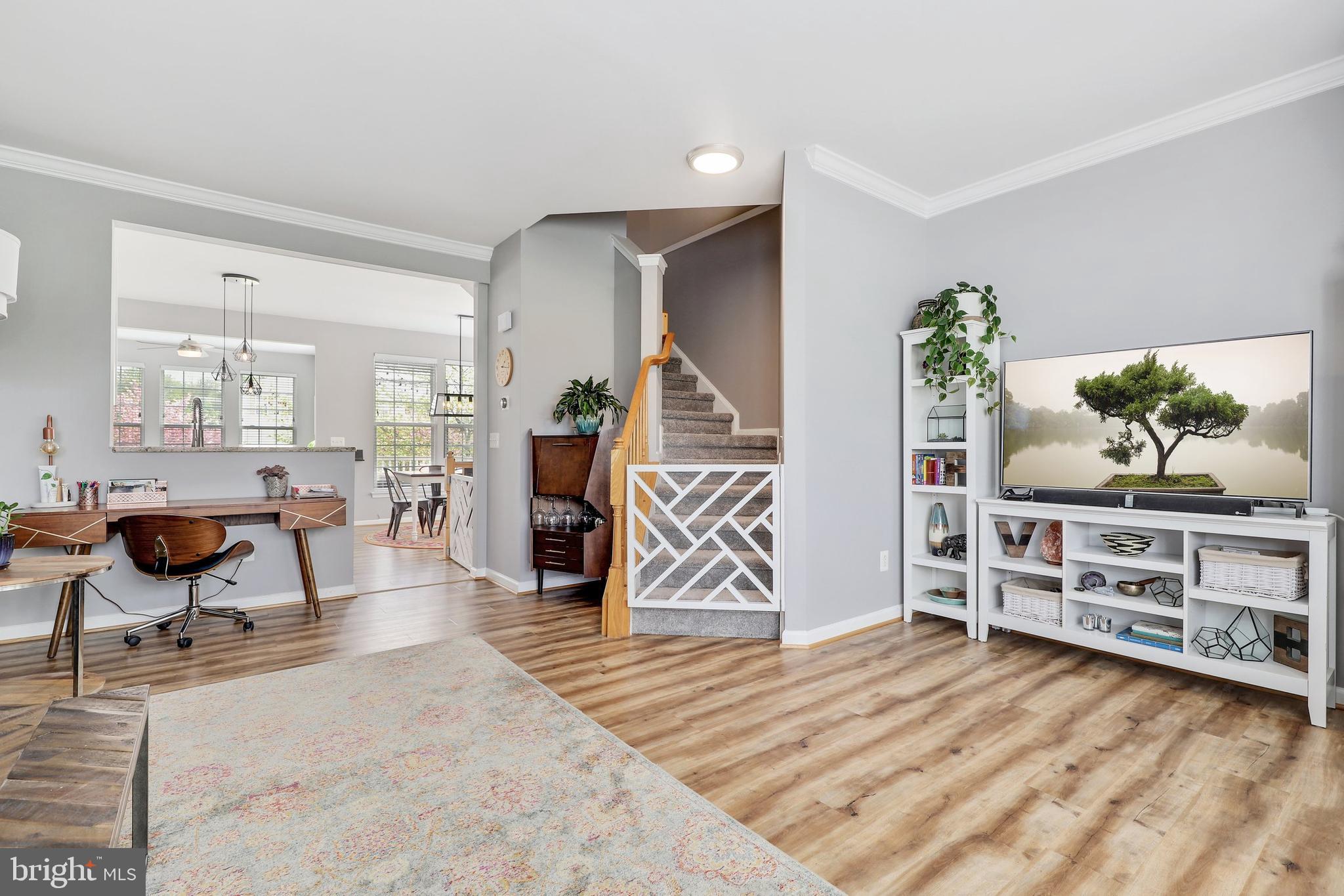 RIVERSIDE STATION - Residential