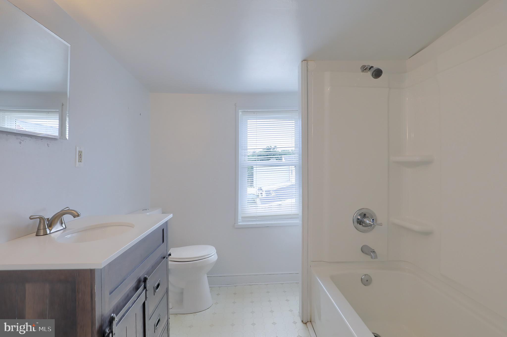 COLUMBIA - Residential