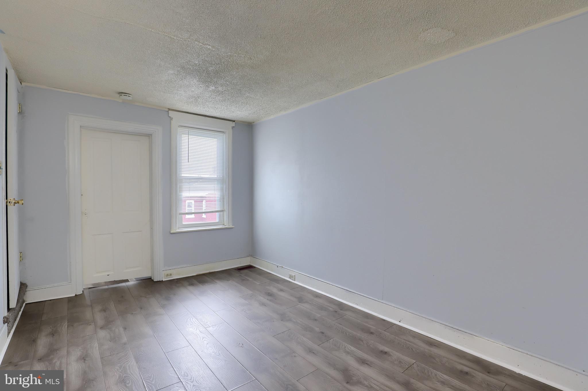 COLUMBIA - Residential