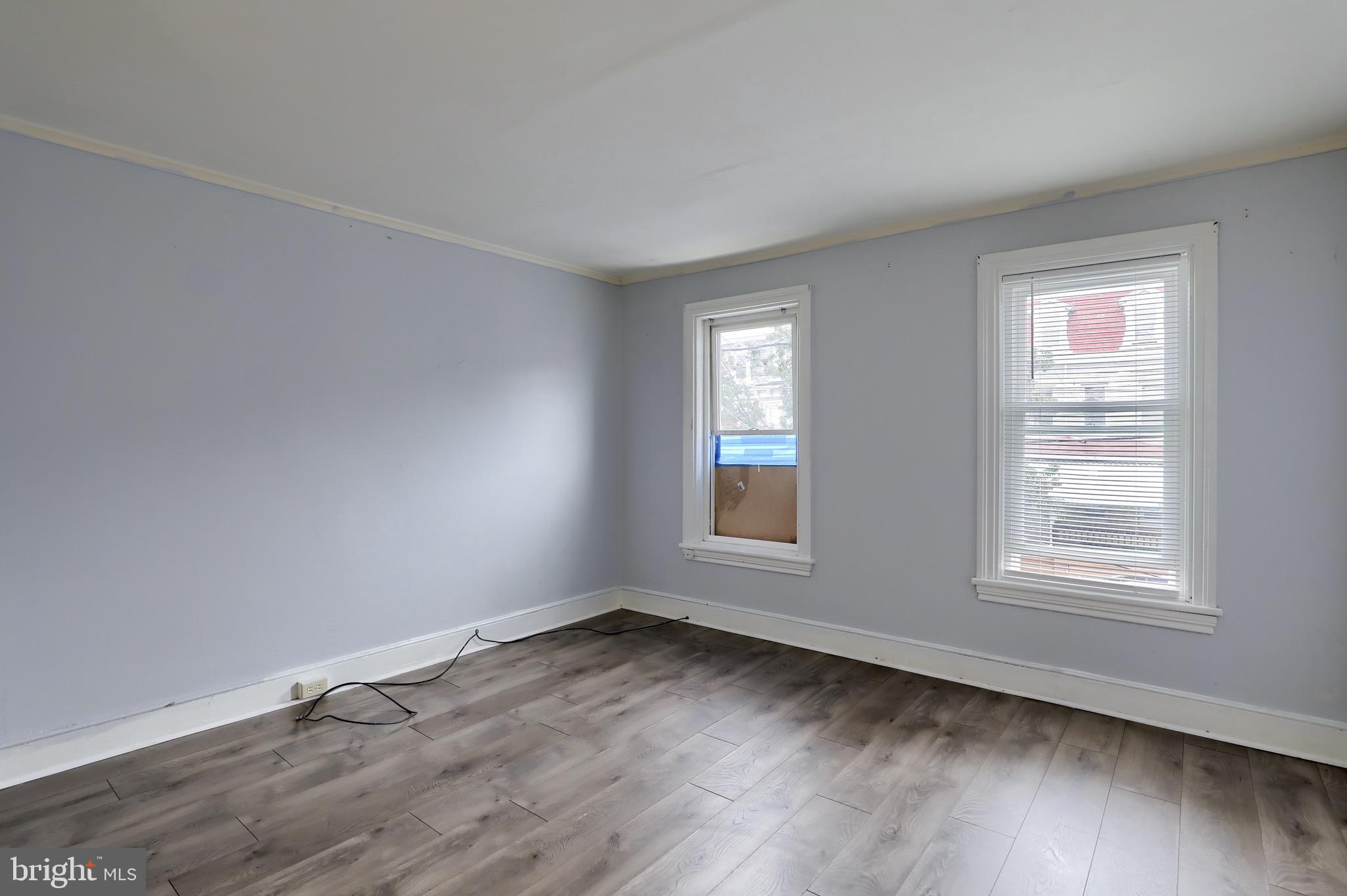 COLUMBIA - Residential