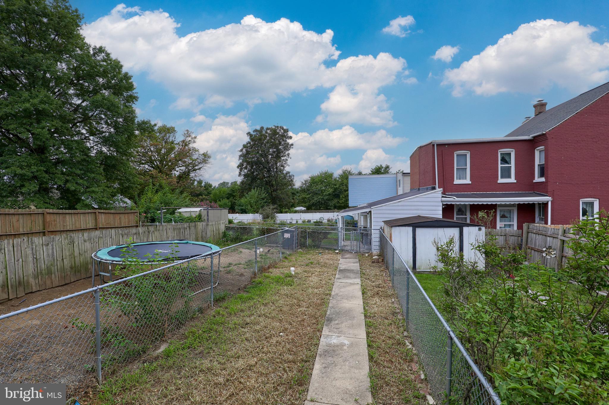 COLUMBIA - Residential