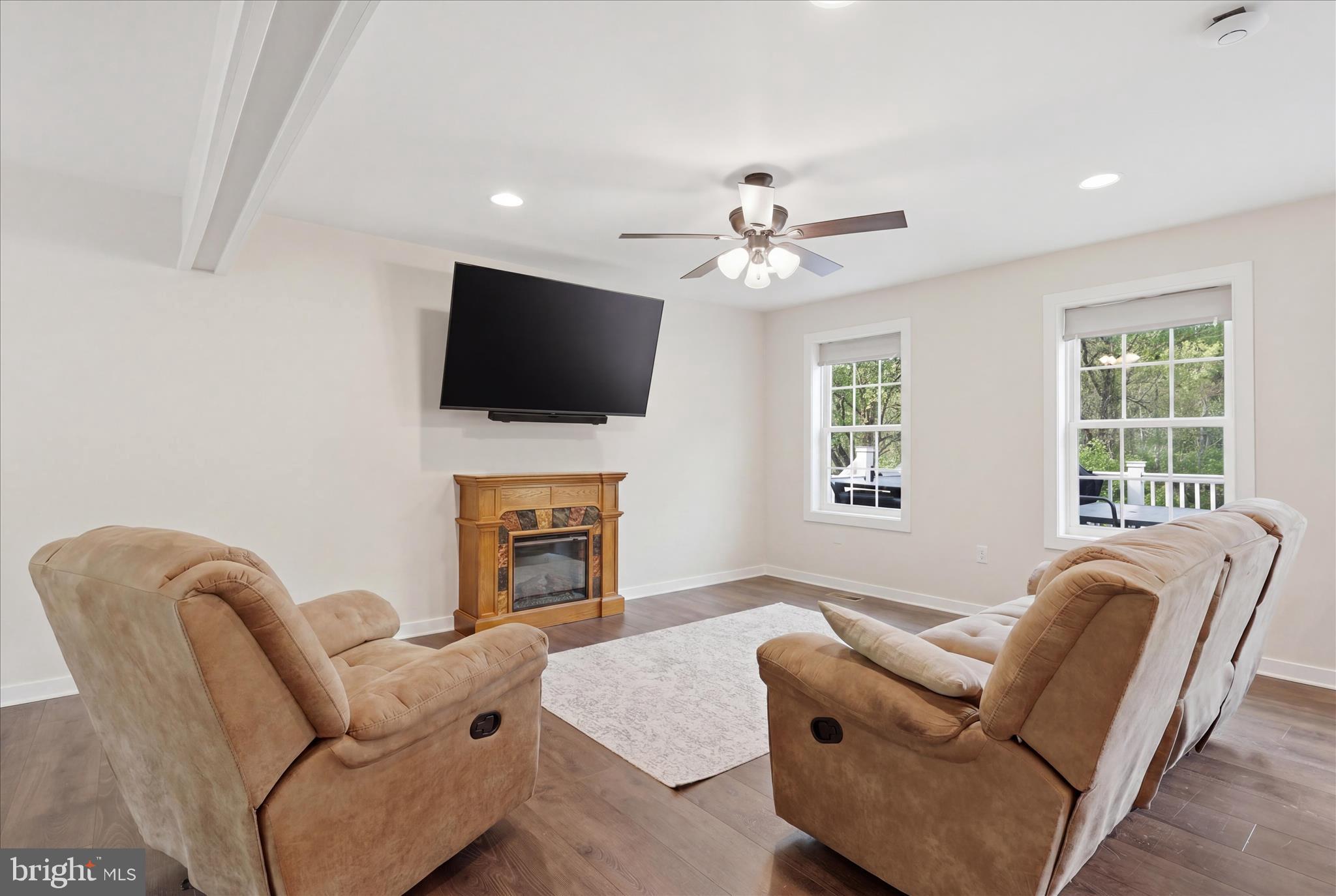 NONE, RURAL - Residential