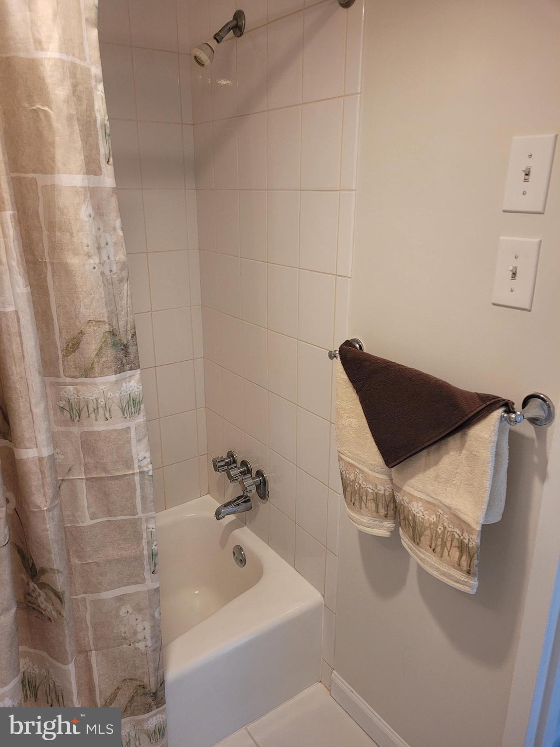 PARK PLACE - Residential Lease