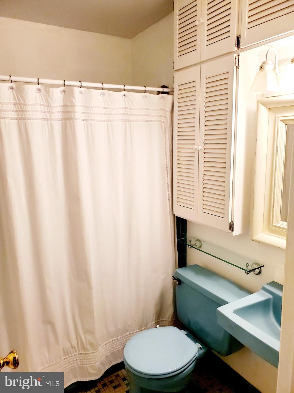 MILL CREEK TOWNE - Residential