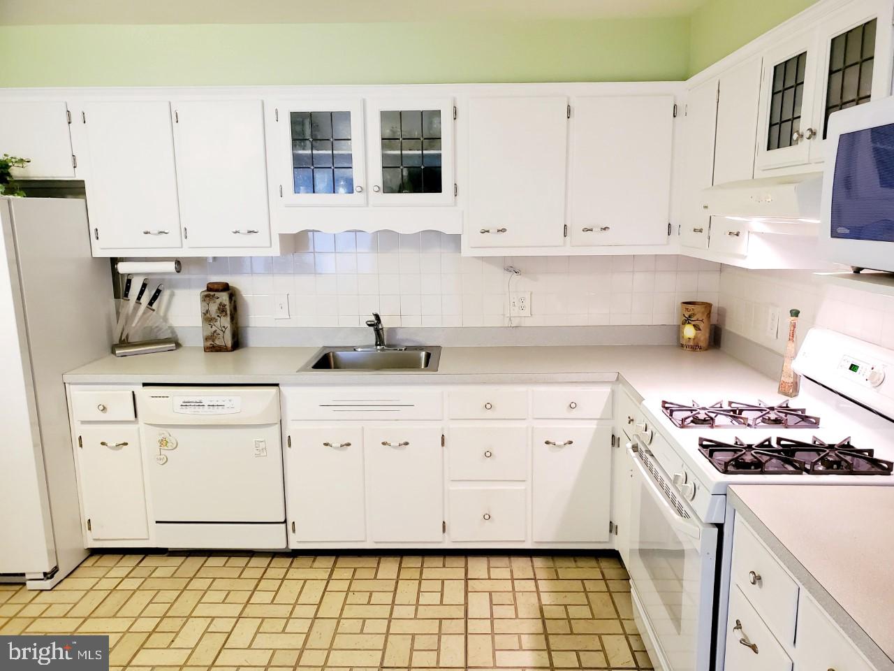 MILL CREEK TOWNE - Residential